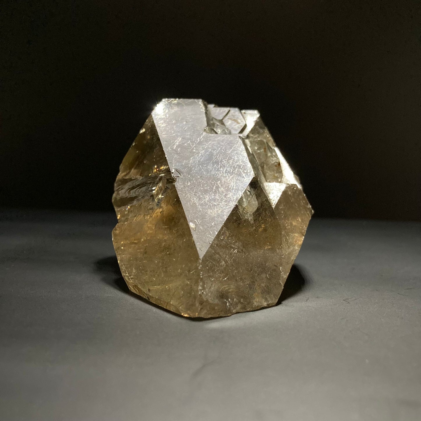Cristal de cuarzo ahumado gemelo biterminado natural | Cuarzo lemuriano | Cuarzo rutilo | Curación con cristales | Decoración del hogar | Piedra preciosa